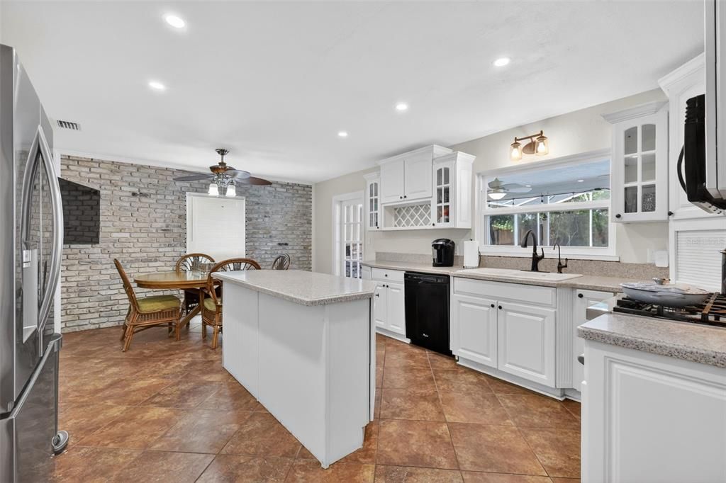 For Sale: $1,289,700 (3 beds, 3 baths, 2494 Square Feet)