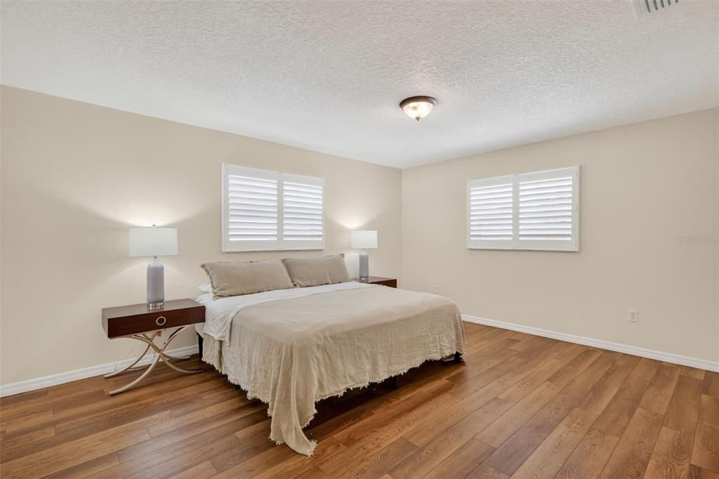 For Sale: $1,289,700 (3 beds, 3 baths, 2494 Square Feet)