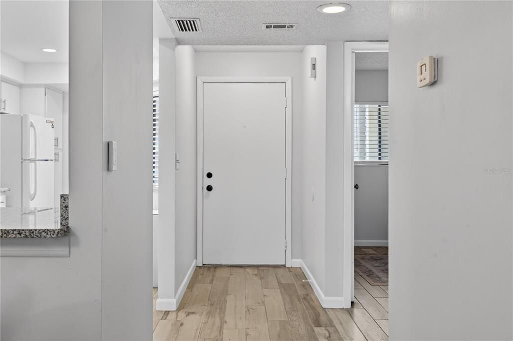 Activo con contrato: $187,500 (2 camas, 2 baños, 1065 Pies cuadrados)