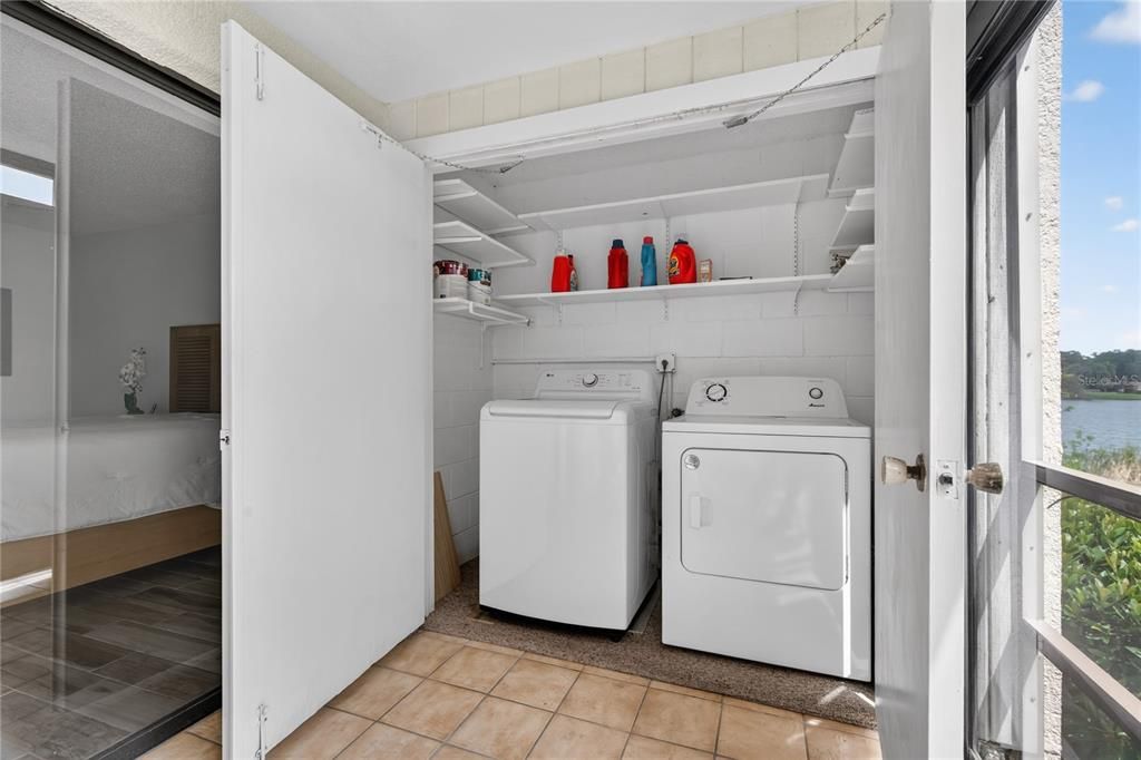 Activo con contrato: $187,500 (2 camas, 2 baños, 1065 Pies cuadrados)