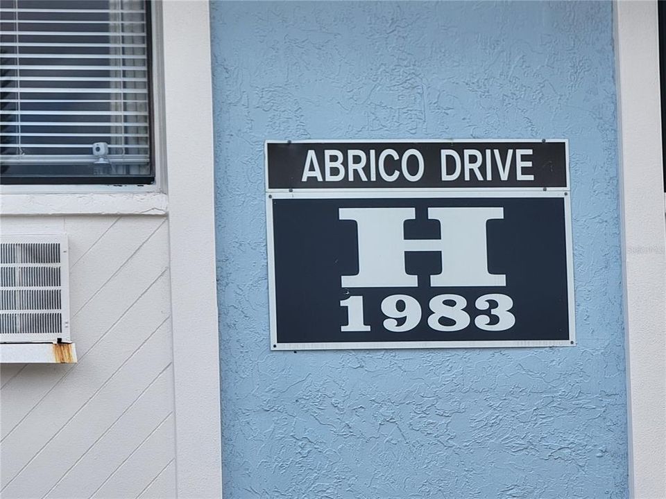 For Rent: $1,500 (1 beds, 1 baths, 456 Square Feet)