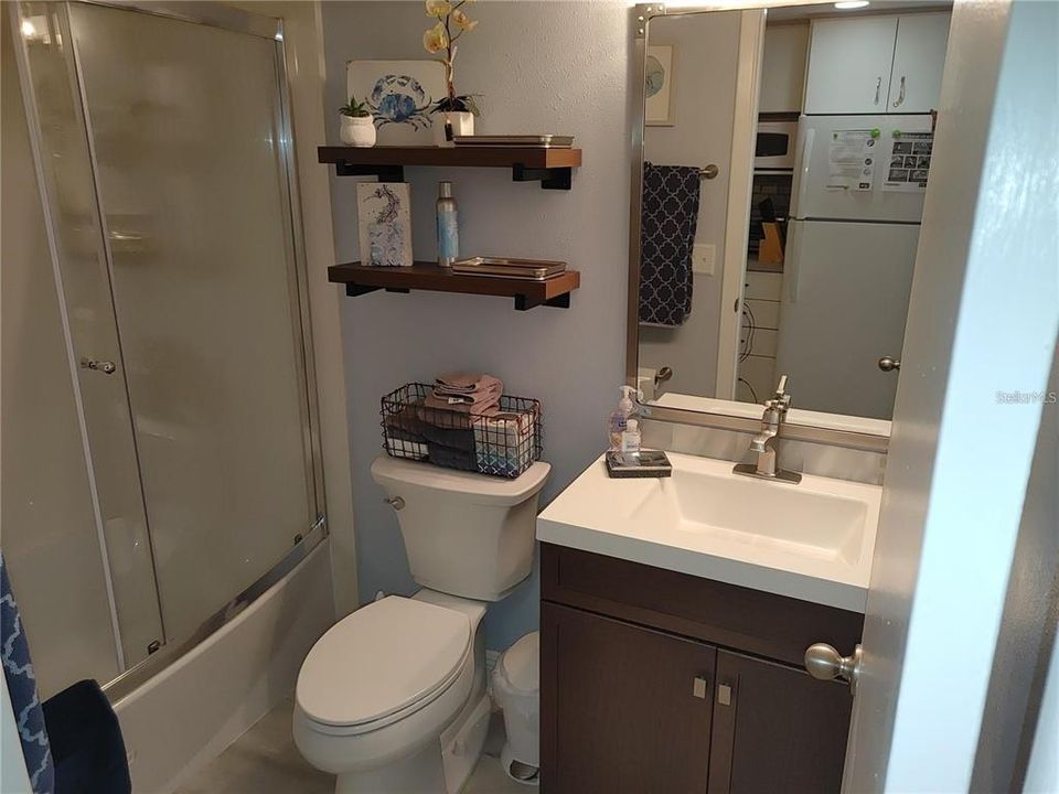 For Rent: $1,500 (1 beds, 1 baths, 456 Square Feet)