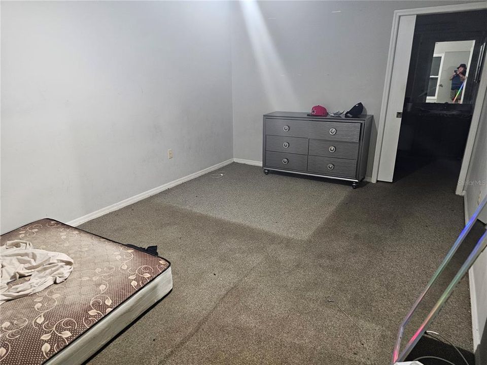 For Sale: $174,999 (2 beds, 2 baths, 1038 Square Feet)