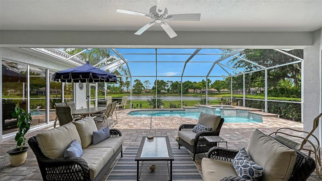 Active With Contract: $879,900 (3 beds, 2 baths, 2892 Square Feet)