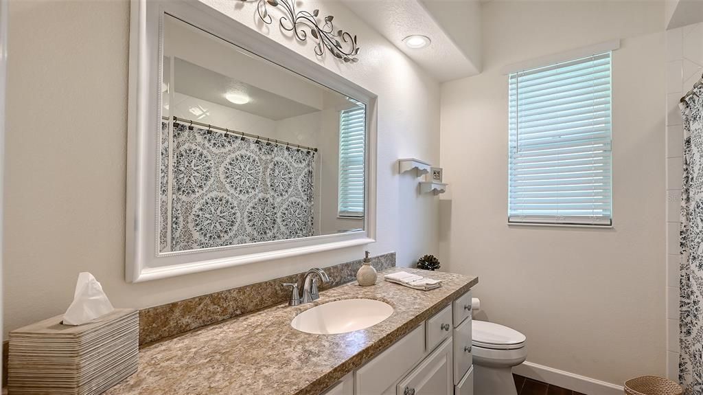 Active With Contract: $879,900 (3 beds, 2 baths, 2892 Square Feet)