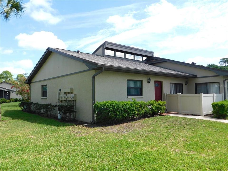 For Rent: $2,500 (3 beds, 2 baths, 1445 Square Feet)