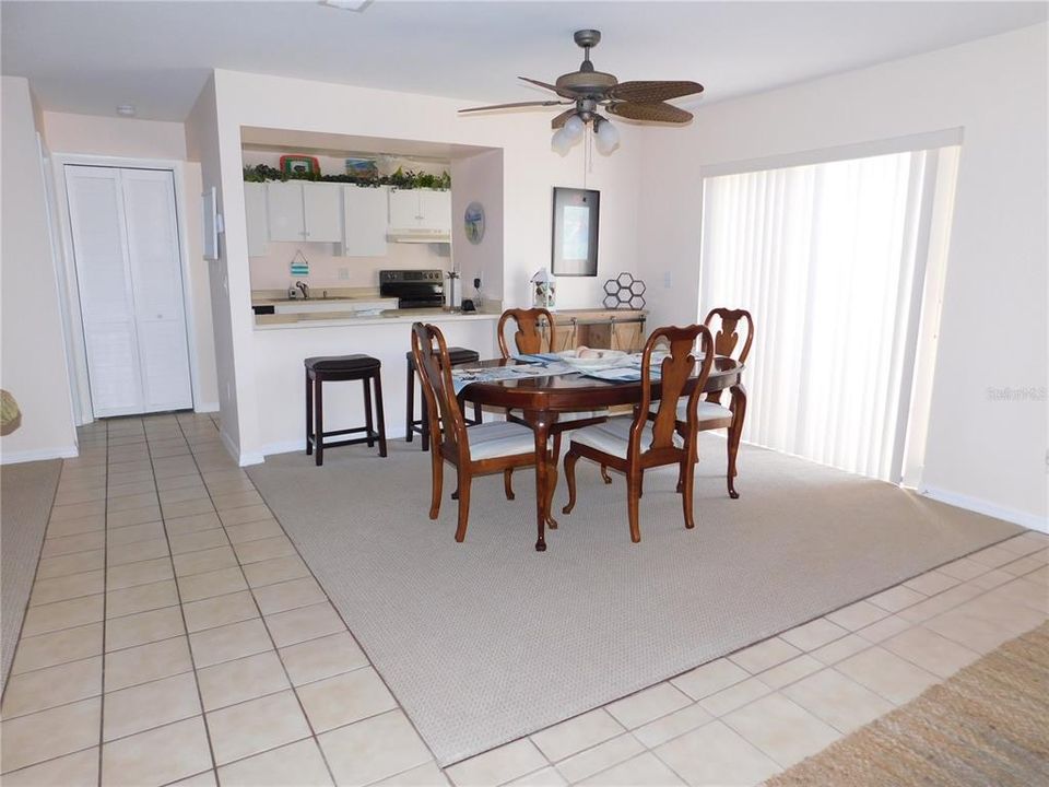For Rent: $2,500 (3 beds, 2 baths, 1445 Square Feet)