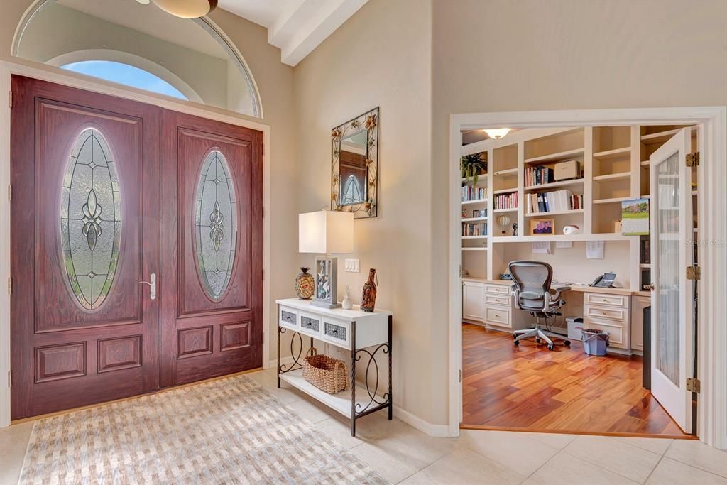 Activo con contrato: $960,000 (4 camas, 3 baños, 3294 Pies cuadrados)