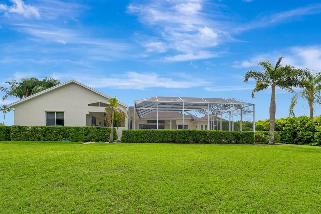 Activo con contrato: $960,000 (4 camas, 3 baños, 3294 Pies cuadrados)