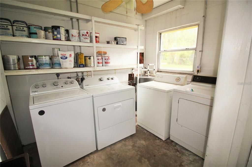 出租: $1,100 (2 贝兹, 2 浴室, 2732 平方英尺)