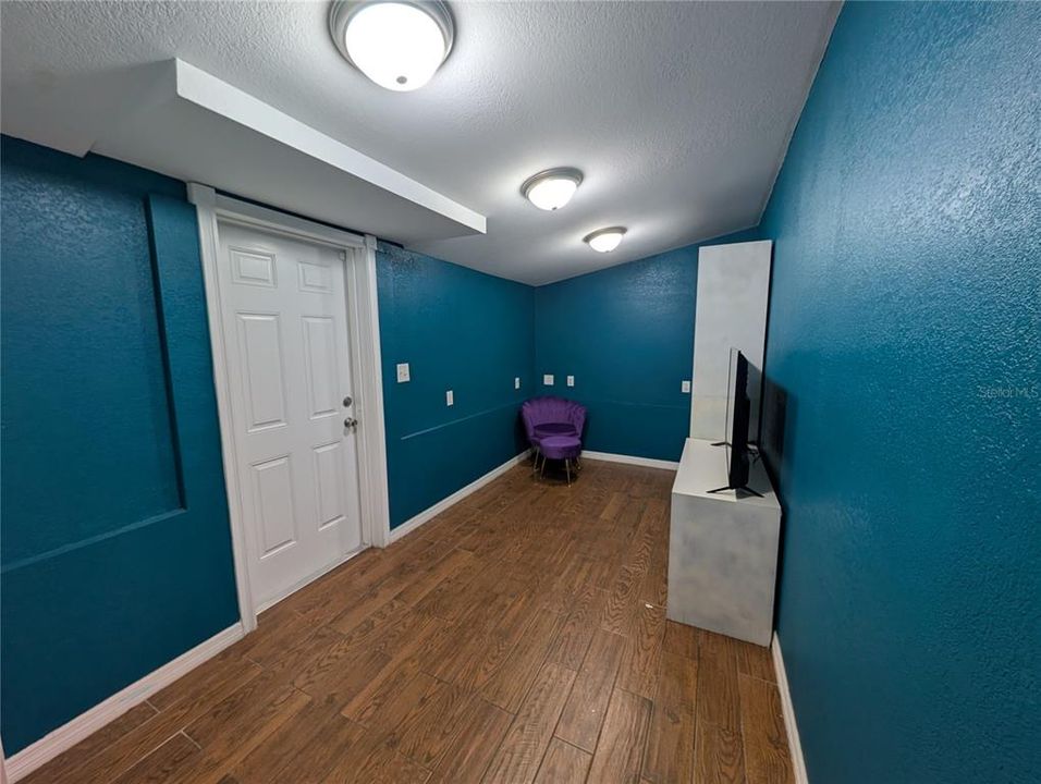For Sale: $228,000 (3 beds, 1 baths, 1258 Square Feet)
