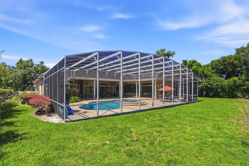 En Venta: $2,345,000 (5 camas, 5 baños, 5700 Pies cuadrados)