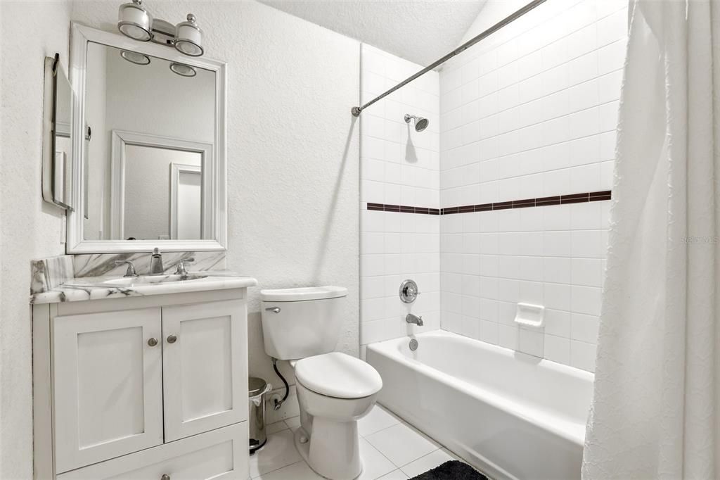 En Venta: $2,345,000 (5 camas, 5 baños, 5700 Pies cuadrados)
