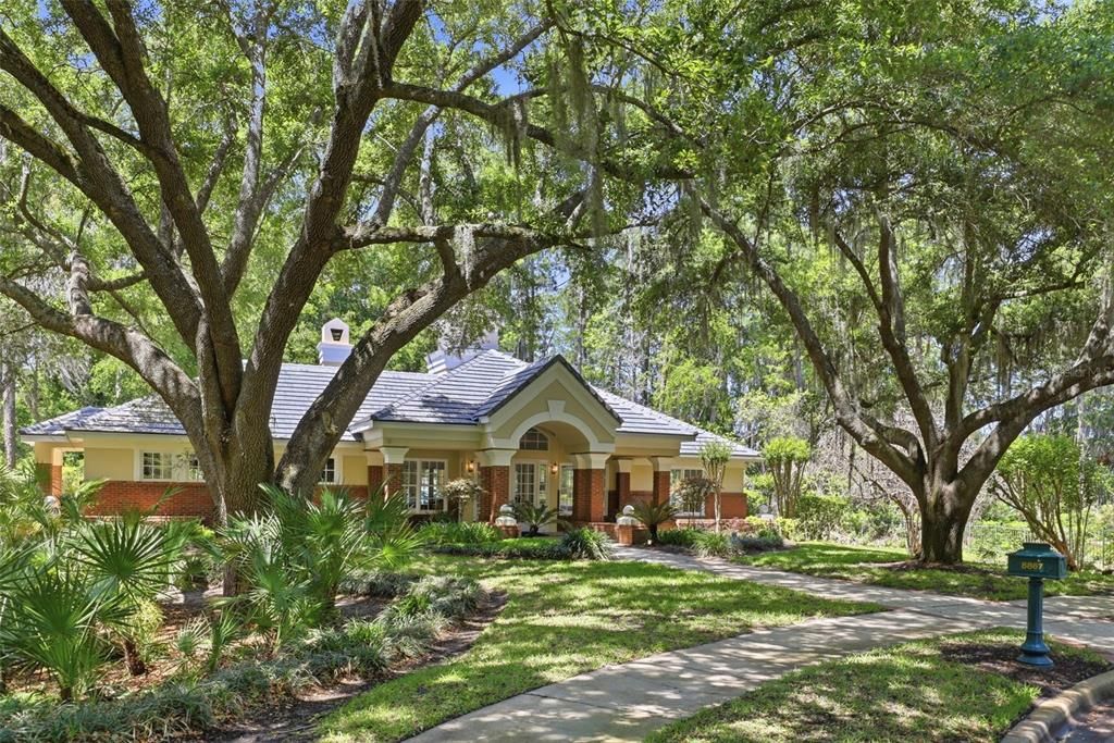 En Venta: $2,345,000 (5 camas, 5 baños, 5700 Pies cuadrados)