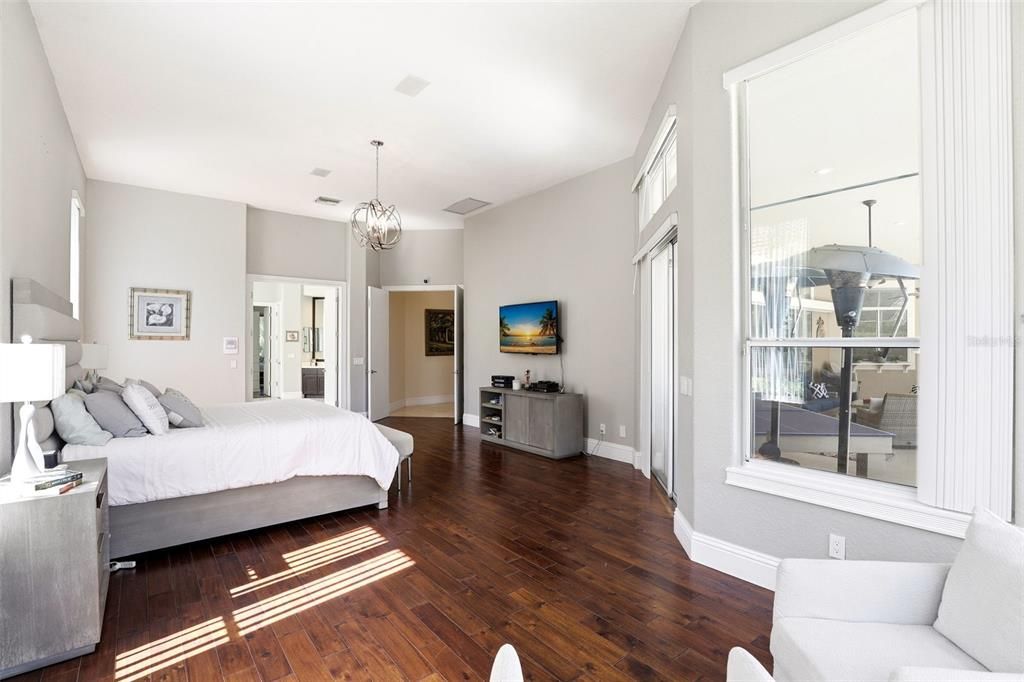 En Venta: $2,345,000 (5 camas, 5 baños, 5700 Pies cuadrados)