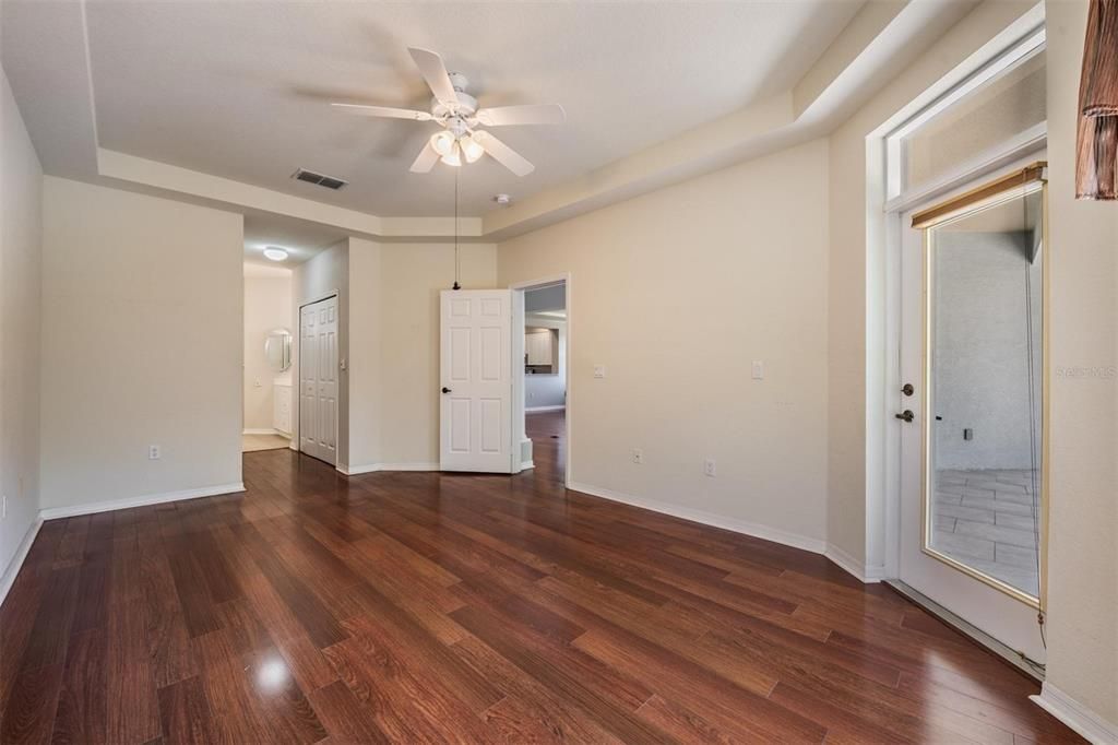 Activo con contrato: $530,000 (2 camas, 2 baños, 1702 Pies cuadrados)