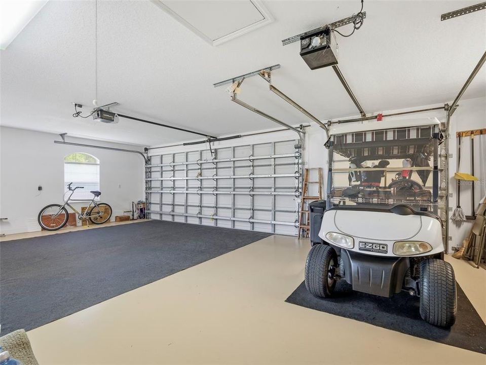 Activo con contrato: $750,000 (4 camas, 2 baños, 2852 Pies cuadrados)