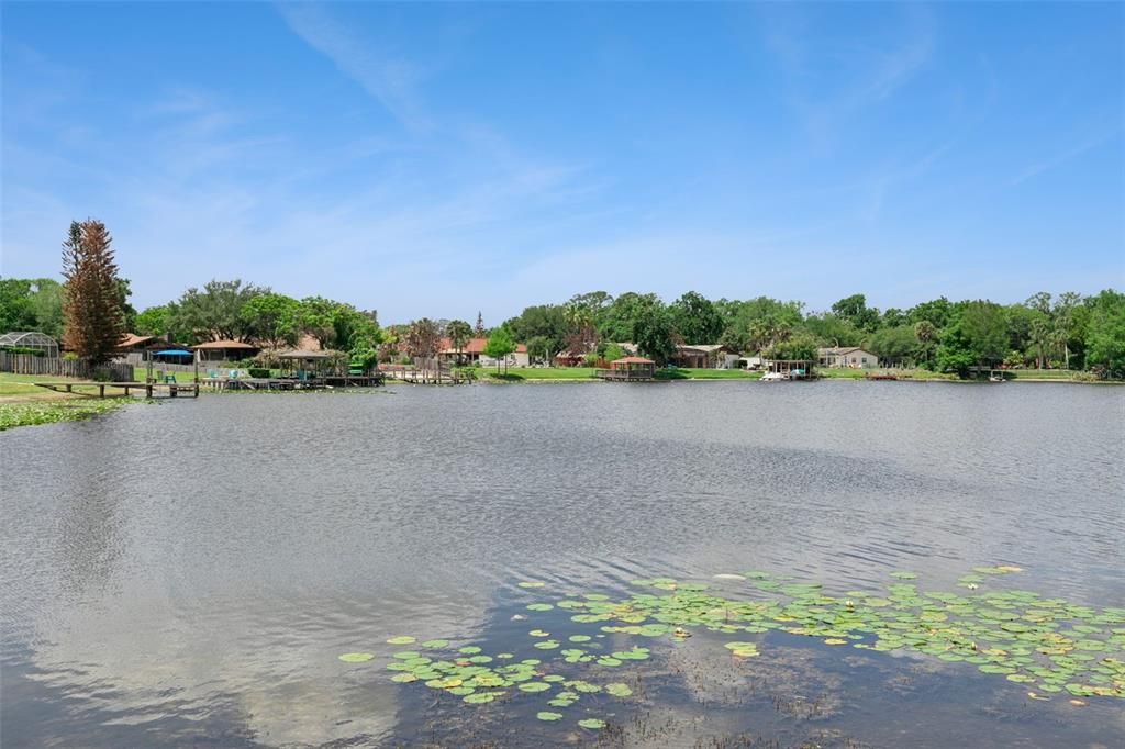 For Sale: $125,000 (2 beds, 2 baths, 897 Square Feet)