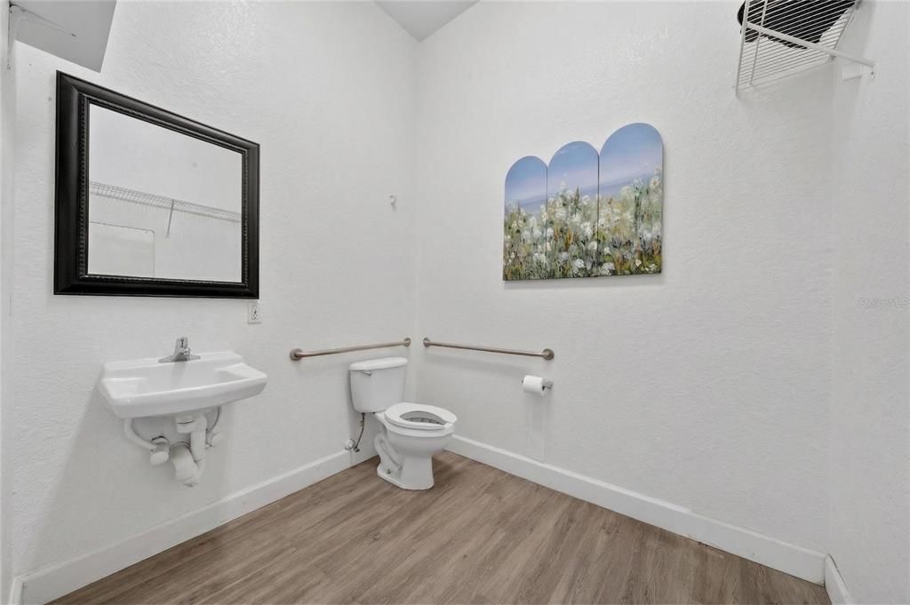 En Venta: $34,800 (0 camas, 0 baños, 1204 Pies cuadrados)