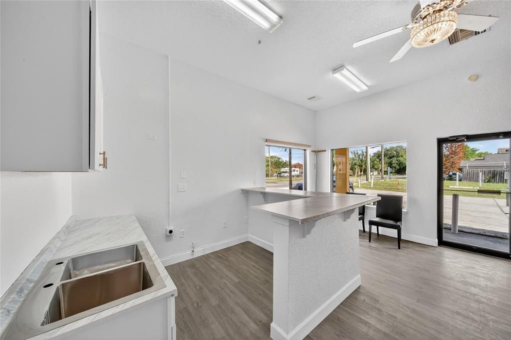 En Venta: $34,800 (0 camas, 0 baños, 1204 Pies cuadrados)