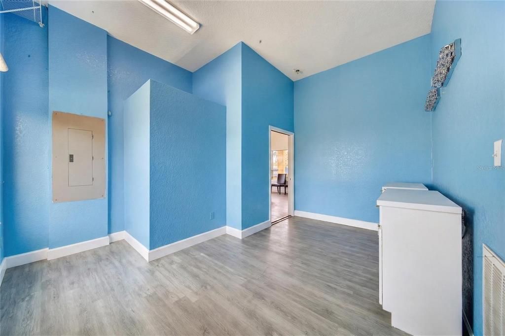 En Venta: $34,800 (0 camas, 0 baños, 1204 Pies cuadrados)