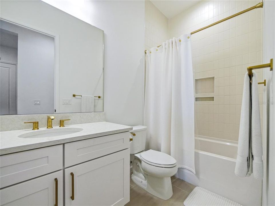 En Venta: $799,900 (5 camas, 3 baños, 2854 Pies cuadrados)
