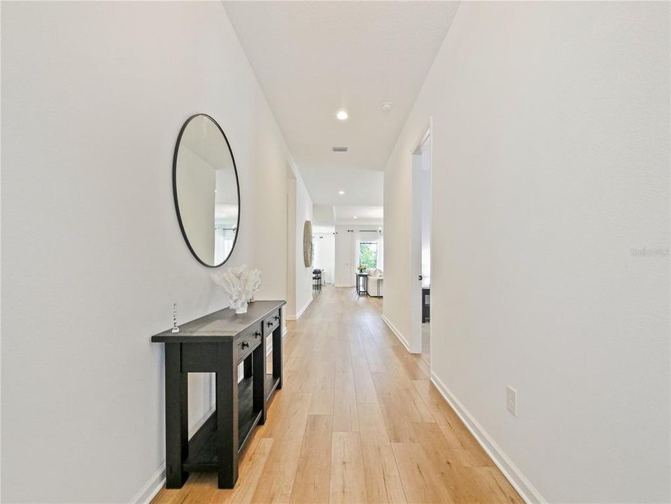 En Venta: $799,900 (5 camas, 3 baños, 2854 Pies cuadrados)