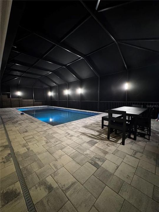 En Venta: $799,900 (5 camas, 3 baños, 2854 Pies cuadrados)