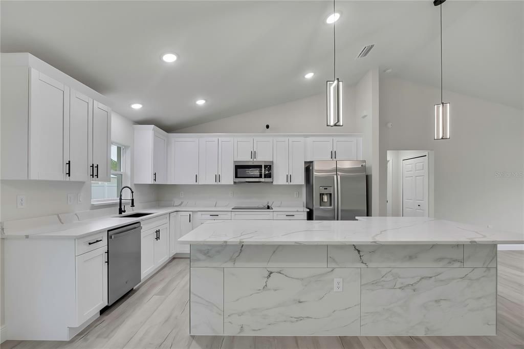 For Sale: $274,900 (3 beds, 2 baths, 1493 Square Feet)