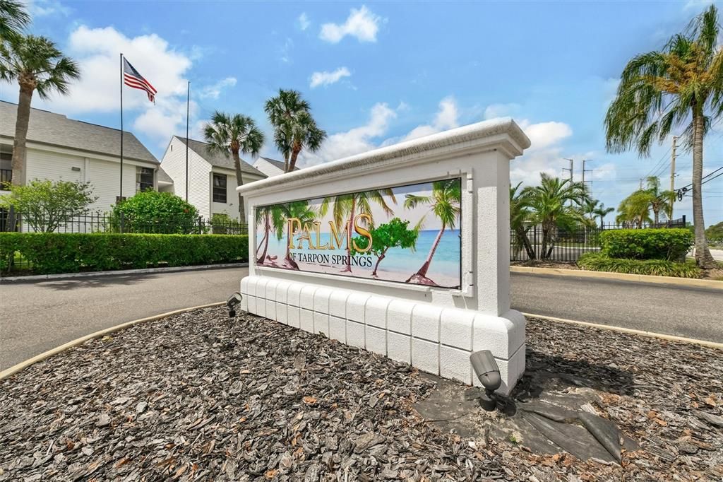 For Sale: $159,000 (2 beds, 2 baths, 1015 Square Feet)