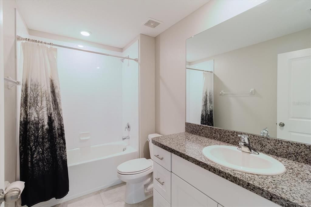 For Sale: $339,900 (4 beds, 2 baths, 1841 Square Feet)