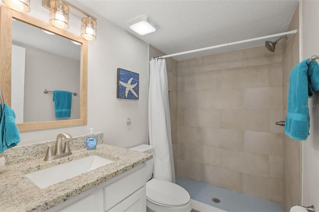 En Venta: $894,000 (6 camas, 0 baños, 2055 Pies cuadrados)