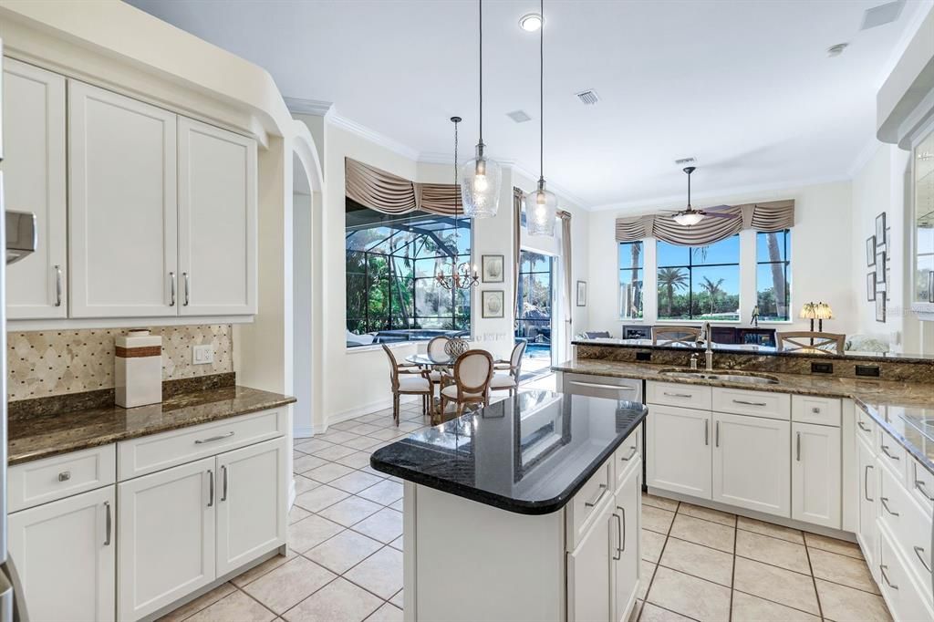 En Venta: $1,599,000 (3 camas, 3 baños, 2677 Pies cuadrados)