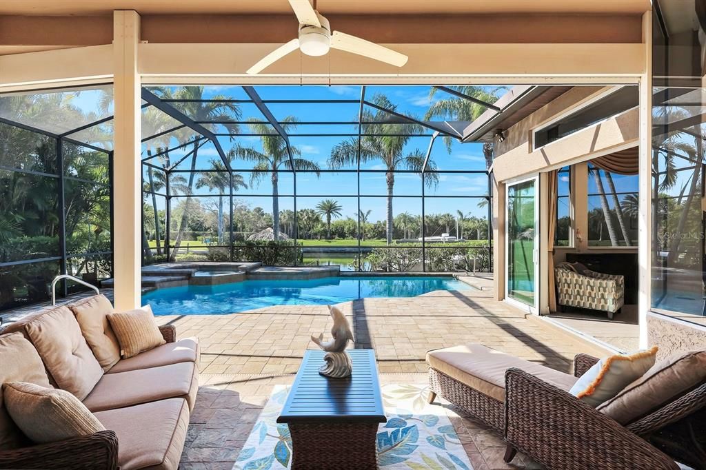 En Venta: $1,599,000 (3 camas, 3 baños, 2677 Pies cuadrados)
