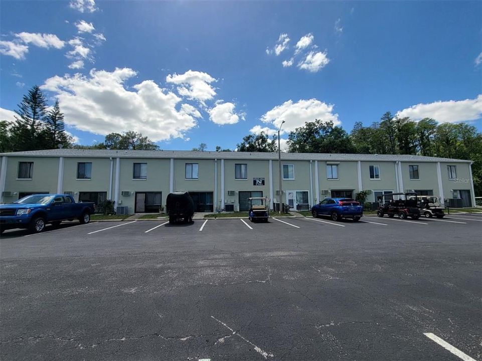 For Rent: $1,800 (2 beds, 1 baths, 1476 Square Feet)