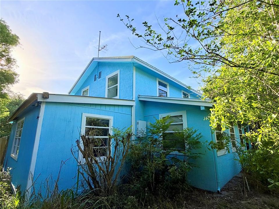 Active With Contract: $260,000 (4 beds, 3 baths, 1620 Square Feet)
