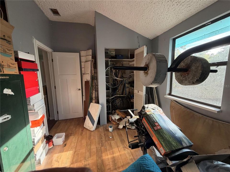 Active With Contract: $260,000 (4 beds, 3 baths, 1620 Square Feet)