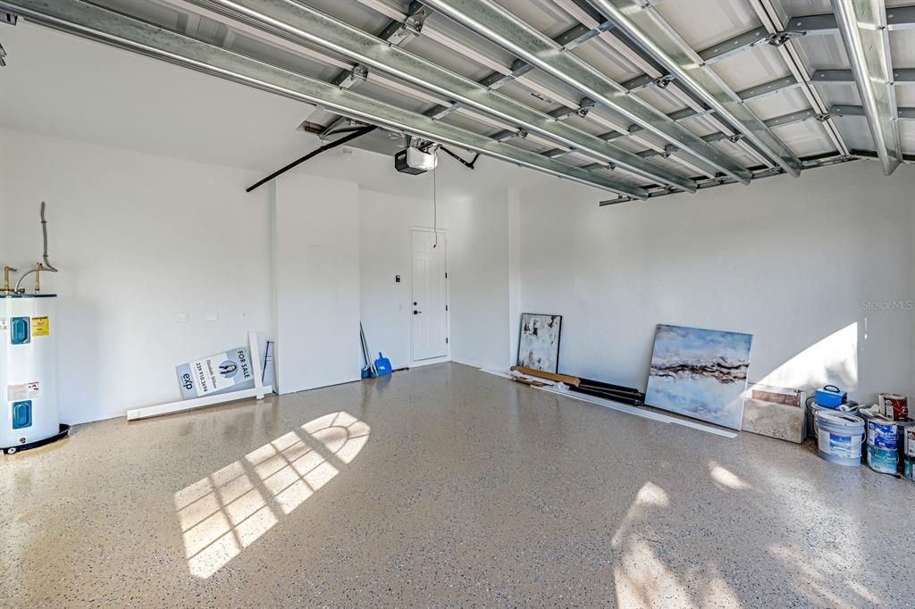 En Venta: $999,000 (4 camas, 3 baños, 2945 Pies cuadrados)