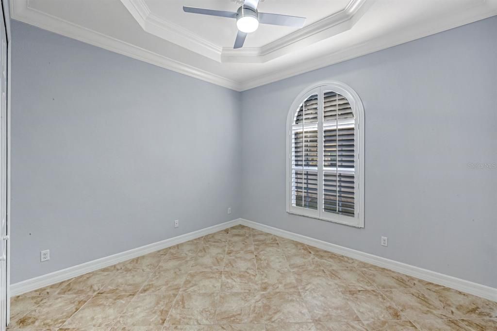En Venta: $999,000 (4 camas, 3 baños, 2945 Pies cuadrados)