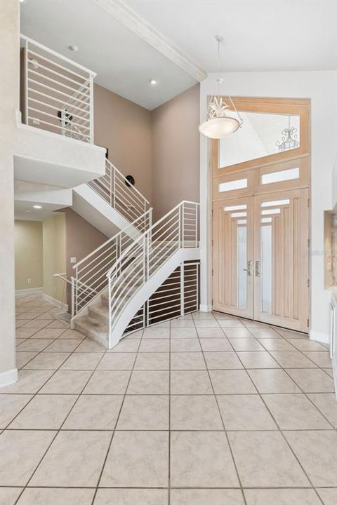 For Sale: $2,950,000 (5 beds, 4 baths, 7153 Square Feet)