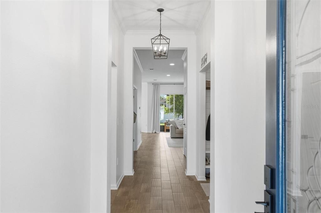 Activo con contrato: $350,000 (3 camas, 2 baños, 1914 Pies cuadrados)