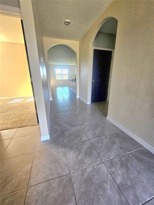 En Renta: $2,300 (3 camas, 2 baños, 1711 Pies cuadrados)