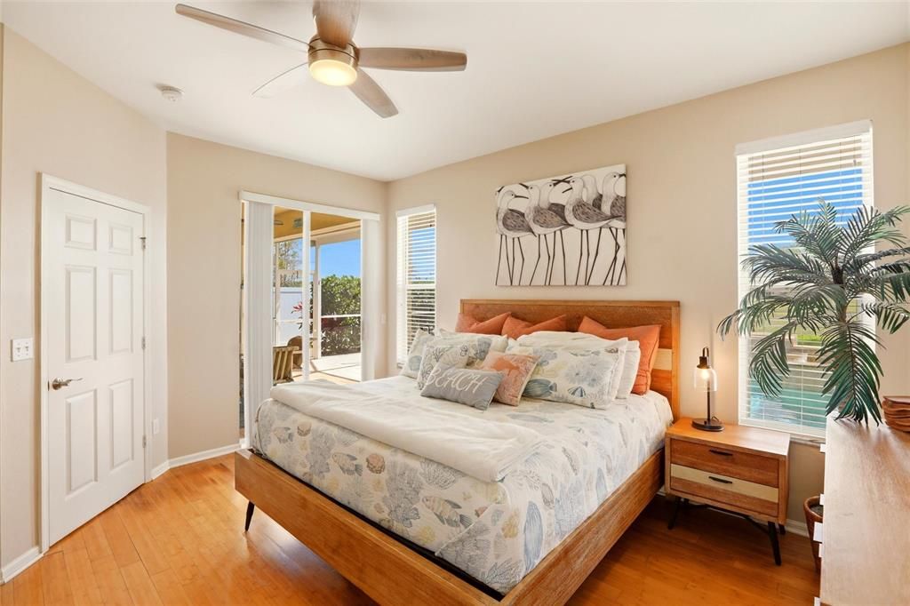 For Sale: $405,000 (3 beds, 2 baths, 1572 Square Feet)