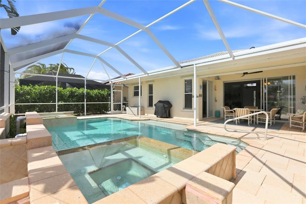 For Sale: $405,000 (3 beds, 2 baths, 1572 Square Feet)