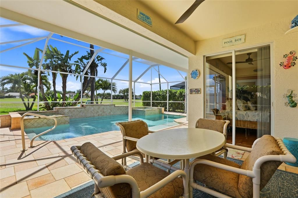 For Sale: $405,000 (3 beds, 2 baths, 1572 Square Feet)