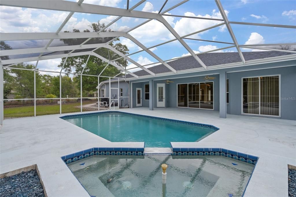 Active With Contract: $425,000 (3 beds, 2 baths, 2189 Square Feet)