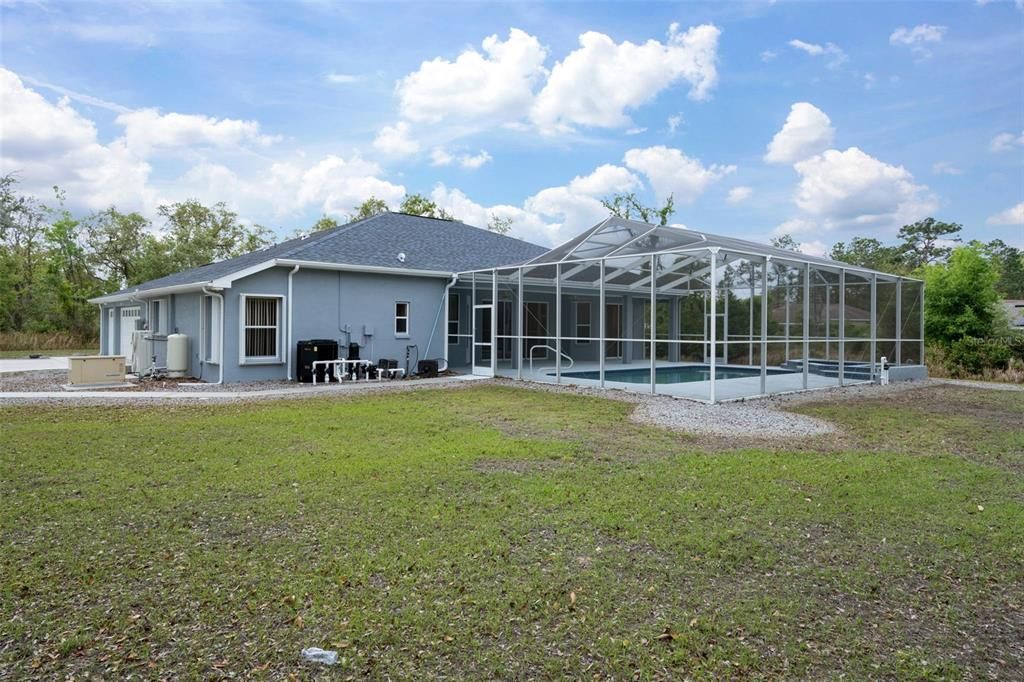 Active With Contract: $425,000 (3 beds, 2 baths, 2189 Square Feet)