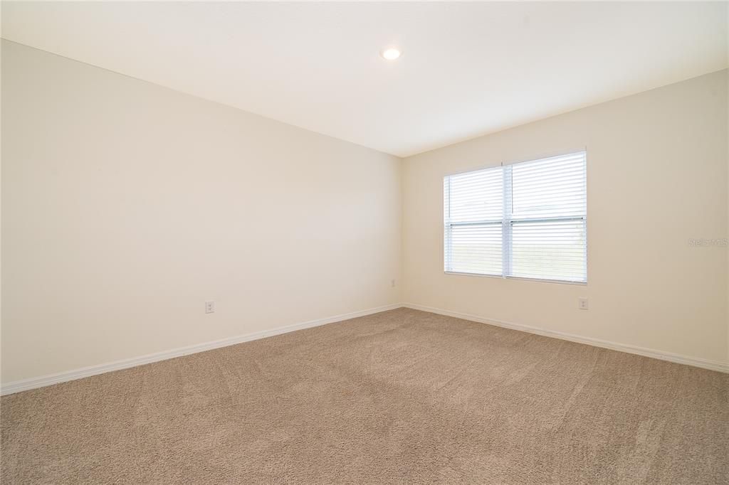 For Sale: $409,000 (4 beds, 2 baths, 1846 Square Feet)