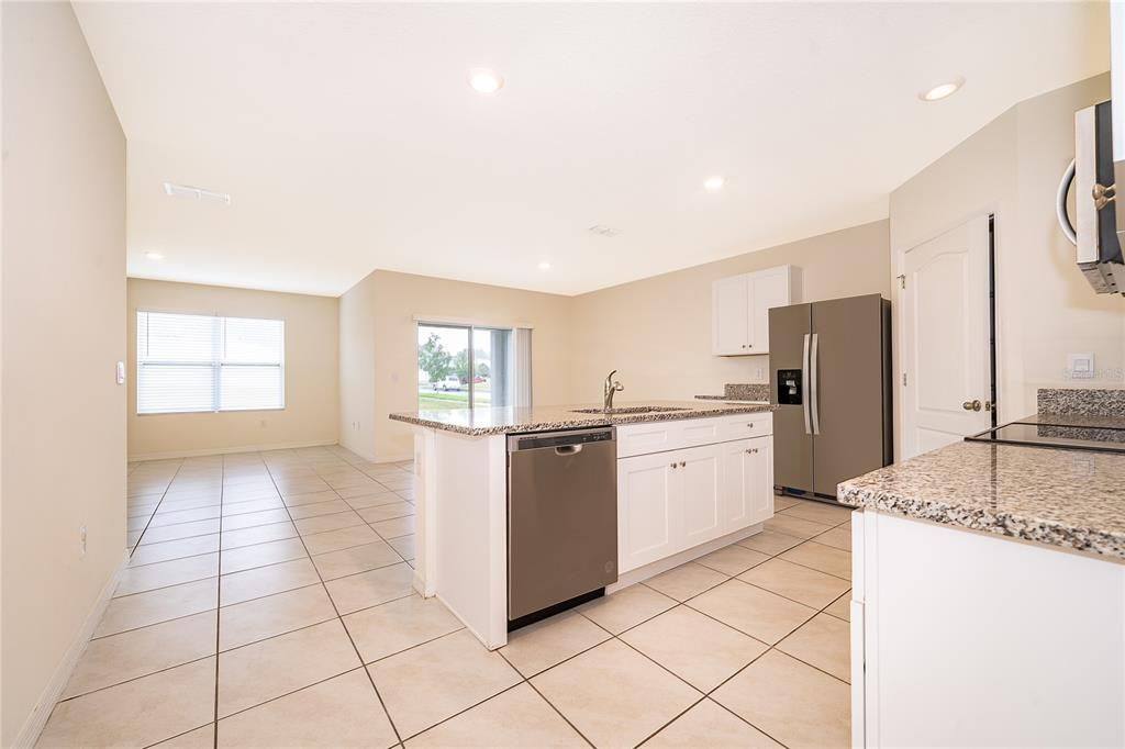 For Sale: $409,000 (4 beds, 2 baths, 1846 Square Feet)
