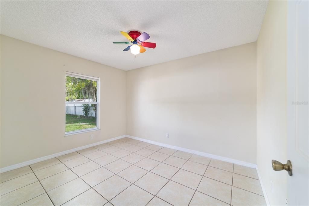 Activo con contrato: $219,900 (3 camas, 2 baños, 1188 Pies cuadrados)